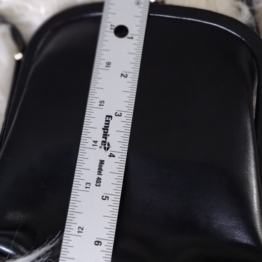 MB Vintage Style Black Crossbody Bag Kiss Lock Clasp Mini Purse - Picture 12 of 12